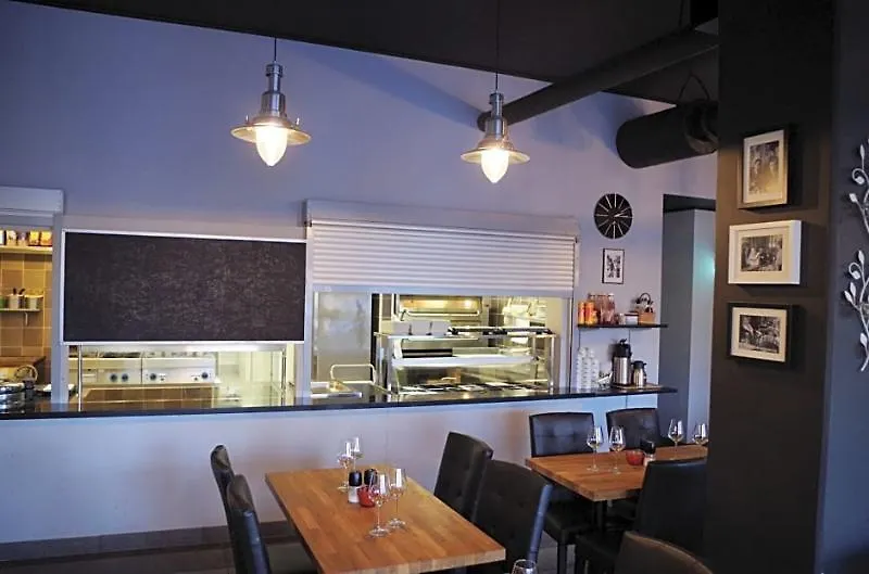 Spoton Hostel & Sportsbar Gothenburg Sweden